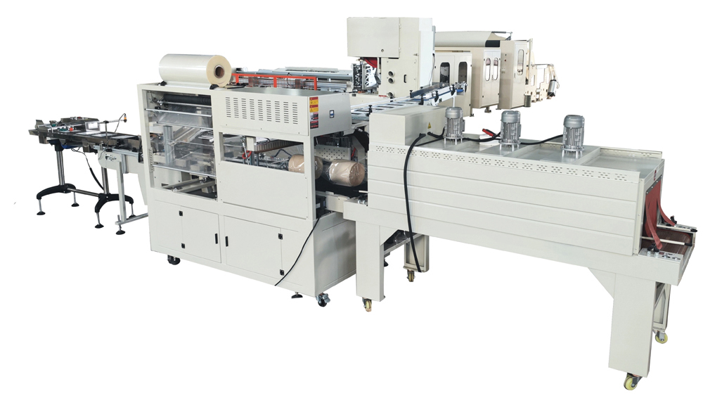 Automatic labeling kitchen towel paper production line.jpg