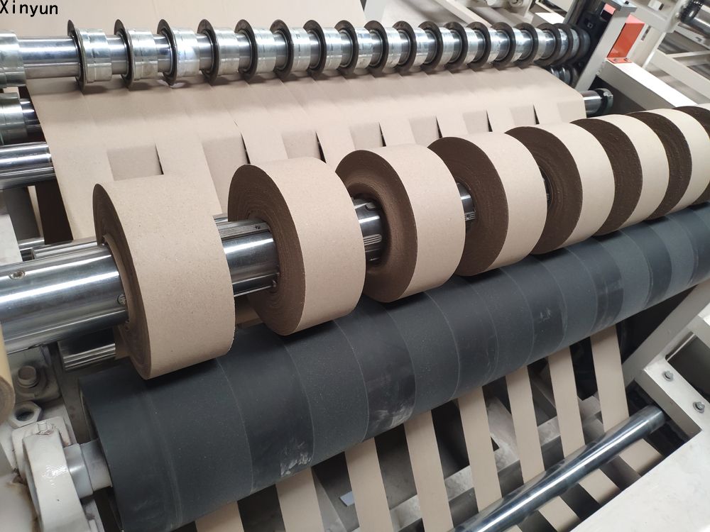 XY-AI-600 High speed kraft paper slitting rewinding machine
