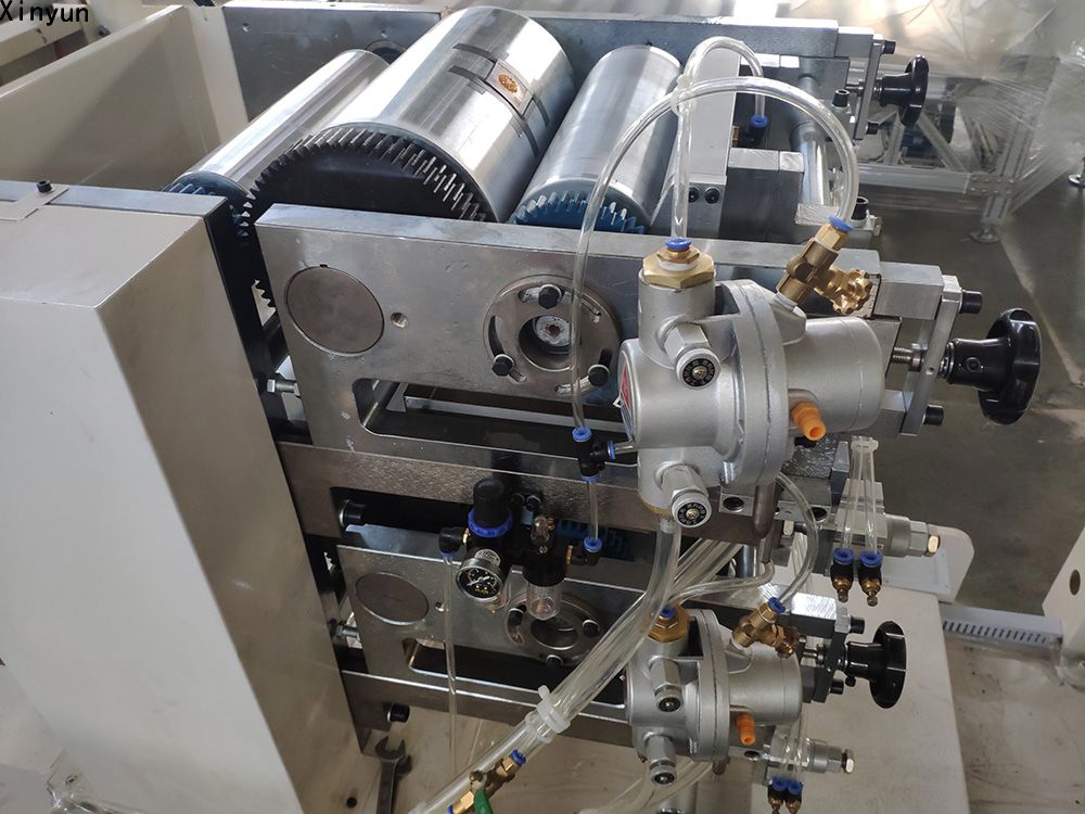XY-OQ-7000A Automatic 4 colors printing napkin tissue making machine