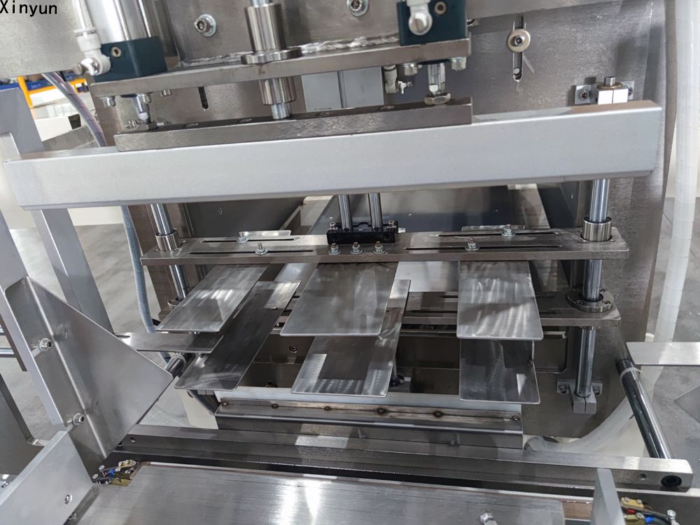 Semi automatic 20 rolls toilet paper bundle packing machine