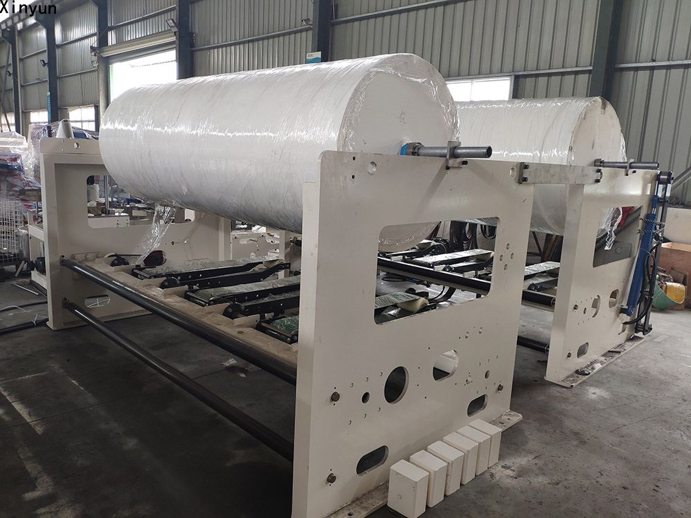 Automatic glue lamination kitchen towel paper rewinding machine