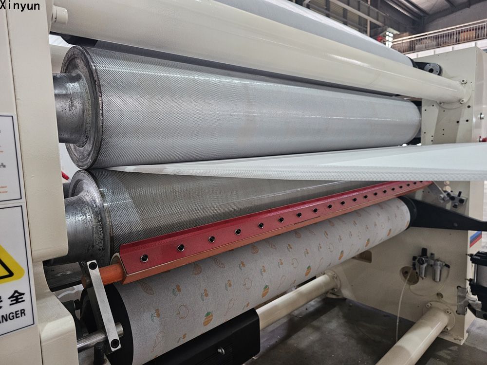 Automatic glue lamination kitchen towel paper color printing machine