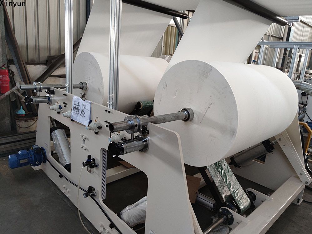 Low price facial tissue folding machine