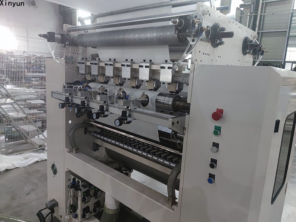 Low price facial tissue folding machine