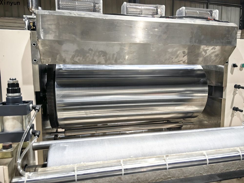 High capacity color printing serviette tissue making machine