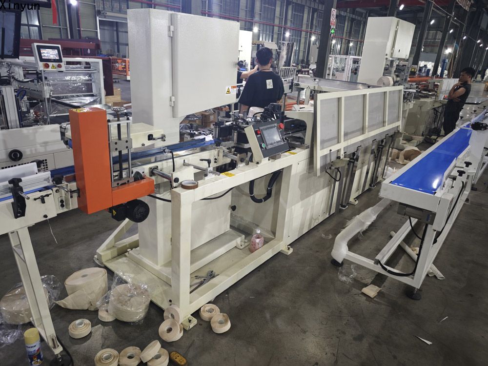 XY-AI-400 China toilet paper band saw cutting machinery factory