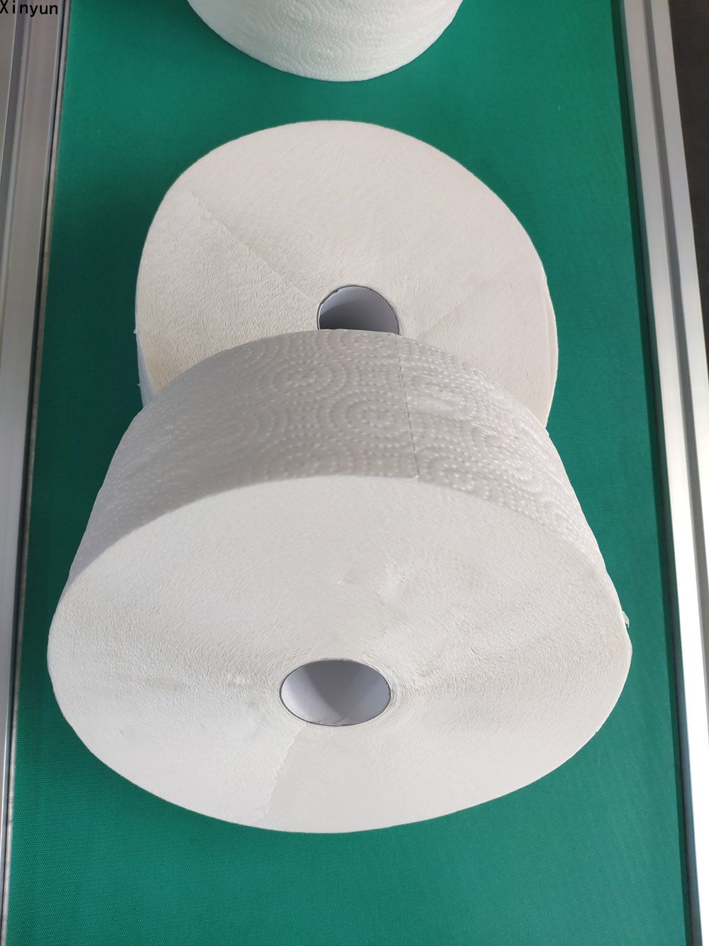 XY-AI-500 High speed small bobbin paper band saw cutting machine