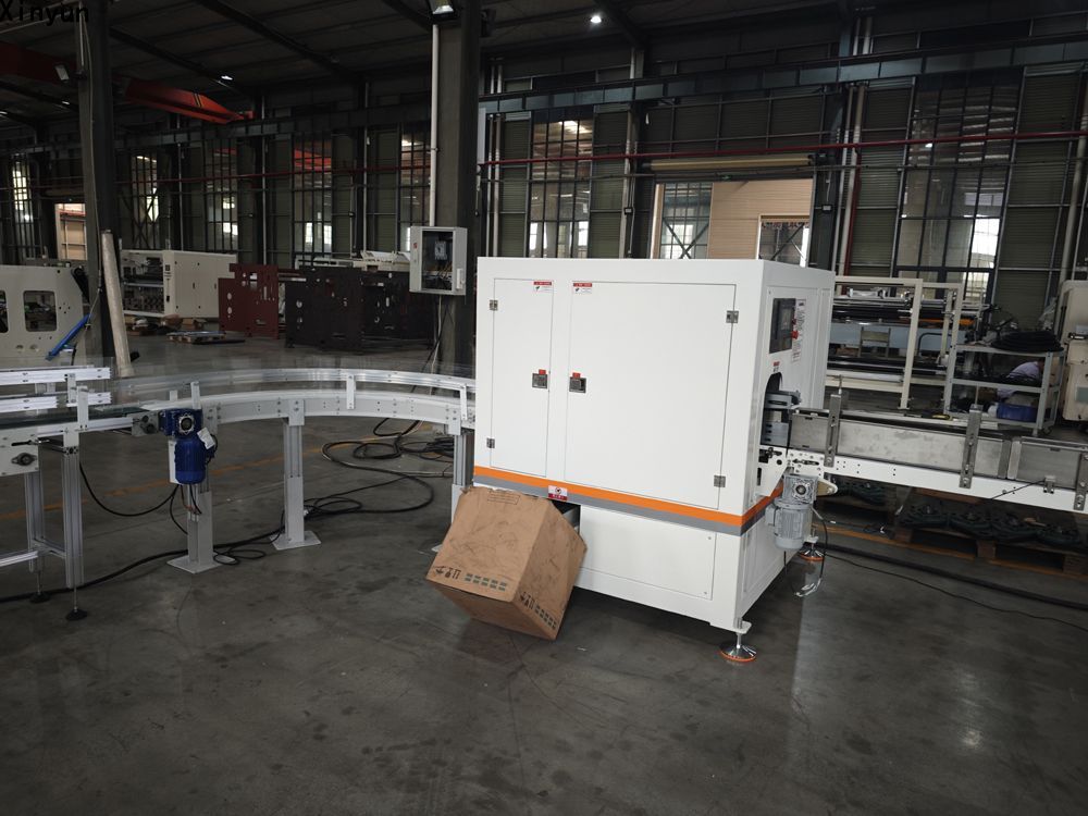  Automatic transferring facial tissue paper folding machine