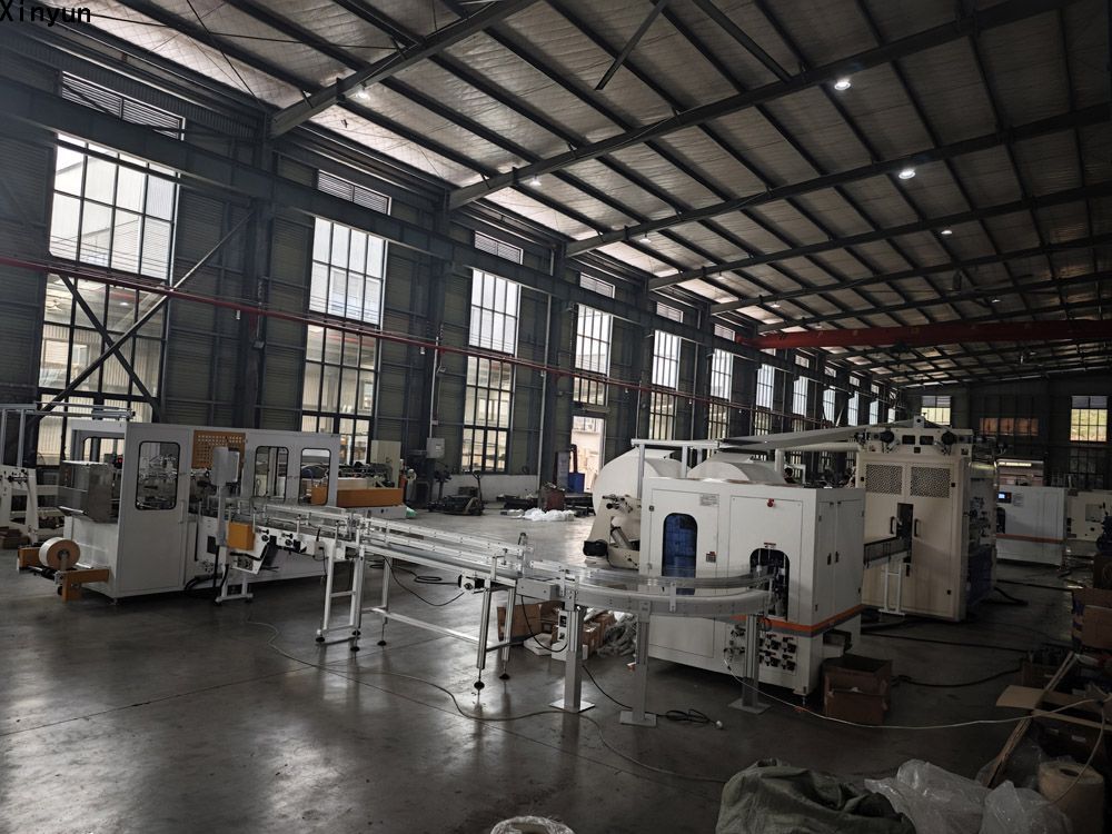  Automatic transferring facial tissue paper folding machine