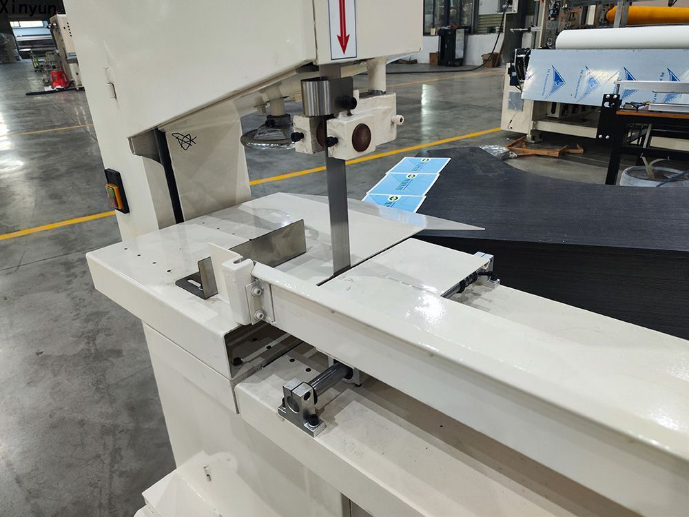 XY-AI-300 Semi automatic toilet roll paper cutting machine